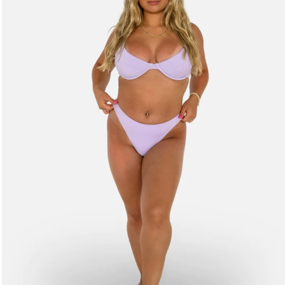NWT Vitae Apparel Rosaly Bikini Set Lavender Purple Size M/L
